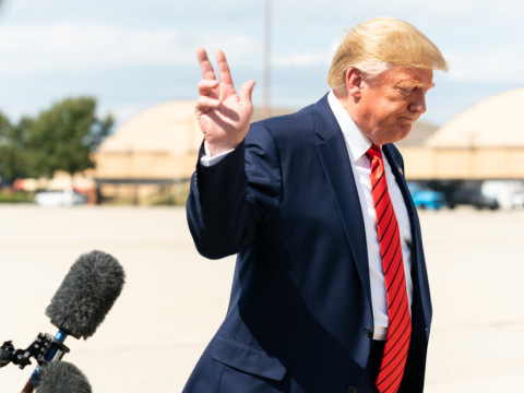 Трамп закликає до «негайного імпічменту» спікера Палати представників США