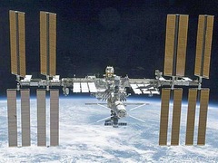 NASA припиняє співпрацю з Роскосмосом