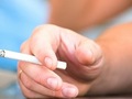 Вчені назвали шість звичок, не менш шкідливих, ніж куріння