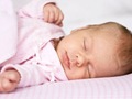 Як правильно вкласти малюка спати?