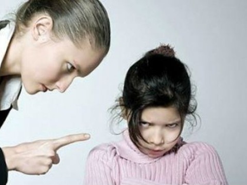 Критика батьків відбиває в дитині бажання заговорити