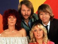 «Були у тимчасовій відпустці» — гурт ABBA об’єднався після 35-річної перерви